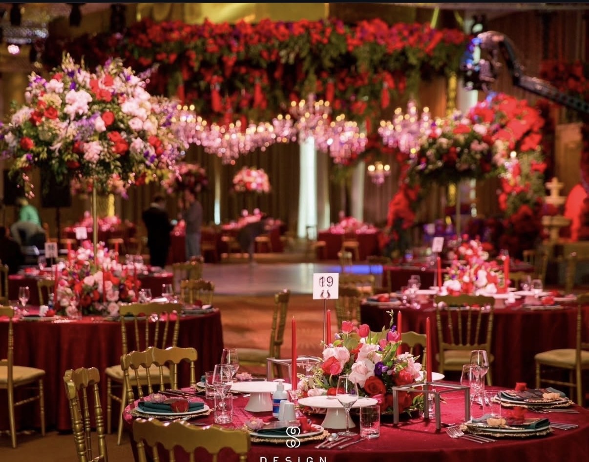 S Design and Decor — Qırmızı Bağ, şəkil 1