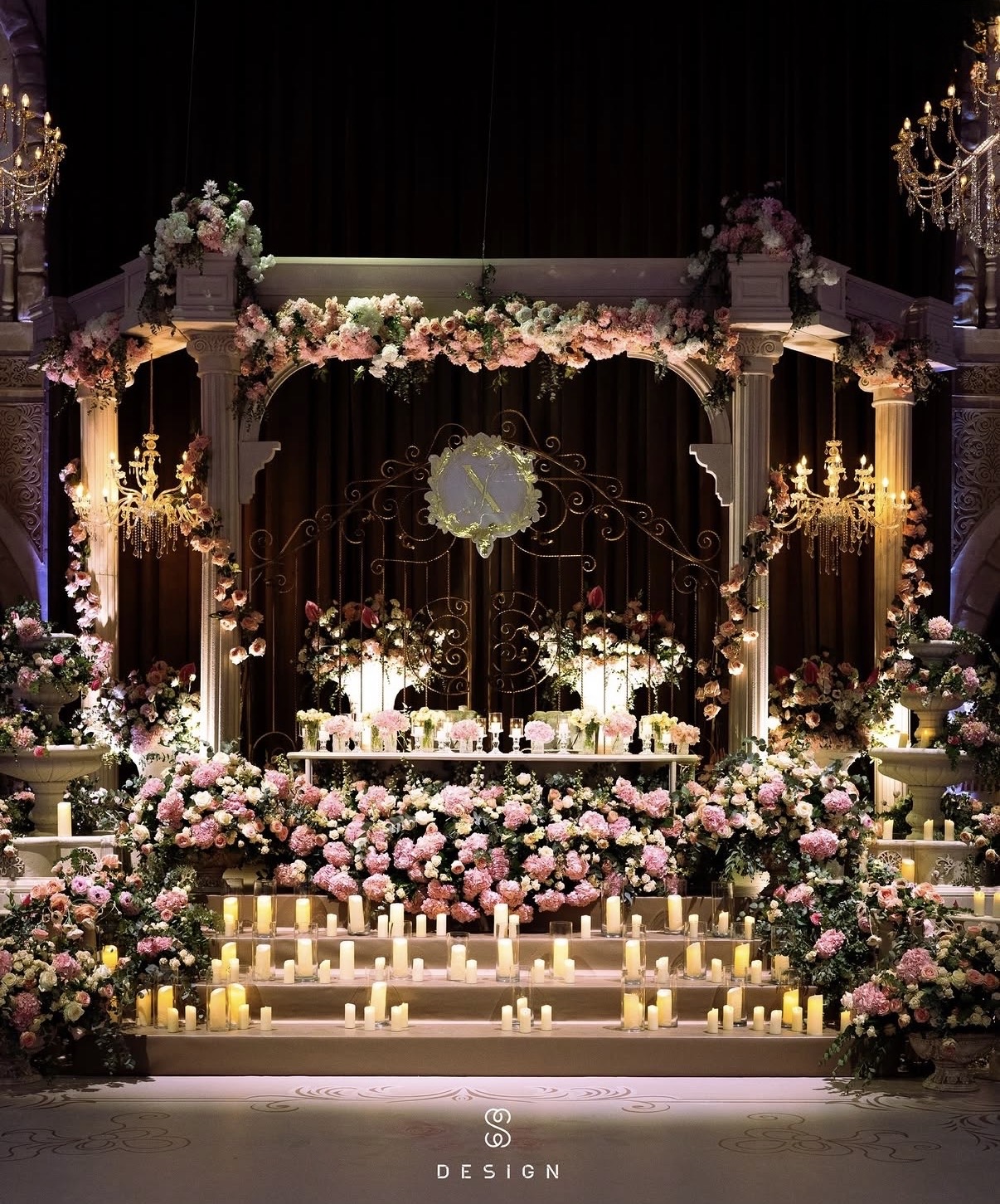 S Design and Decor — Qızılgül Tağı, şəkil 1